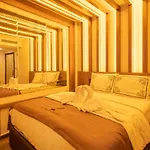 Hotel Di Poesia & Free Breakfast