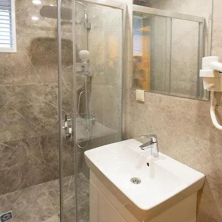 Di Poesia & Free Breakfast Ξενοδοχείο Κωνσταντινούπολη