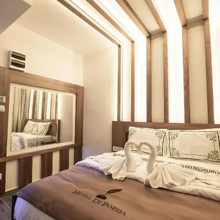 Dı Poesıa 2* Istanboel