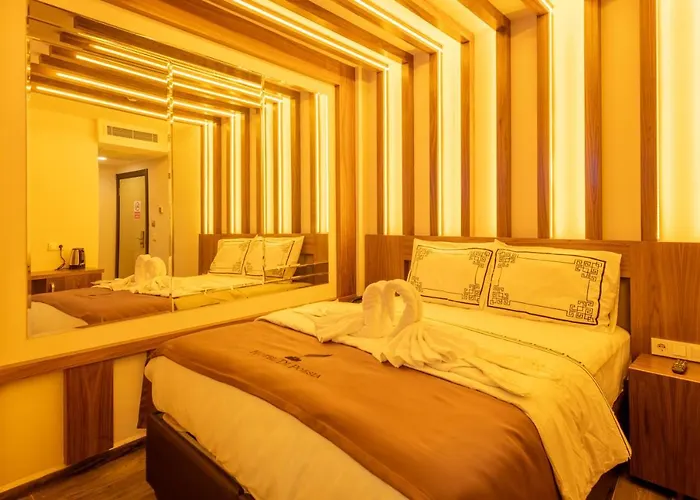 Di Poesia & Free Breakfast Hotel