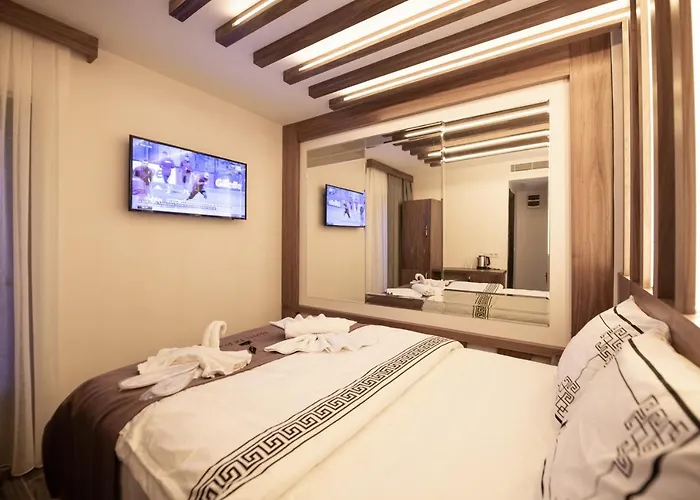 Di Poesia & Free Breakfast