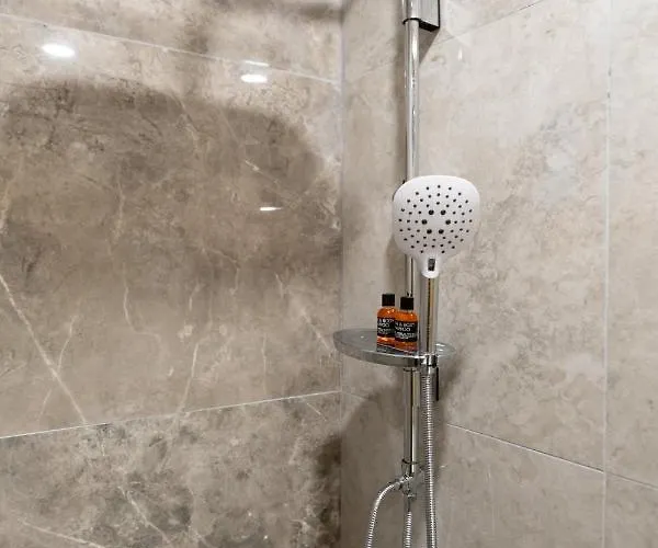 Di Poesia & Free Breakfast 2*