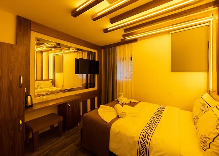 Di Poesia & Free Breakfast