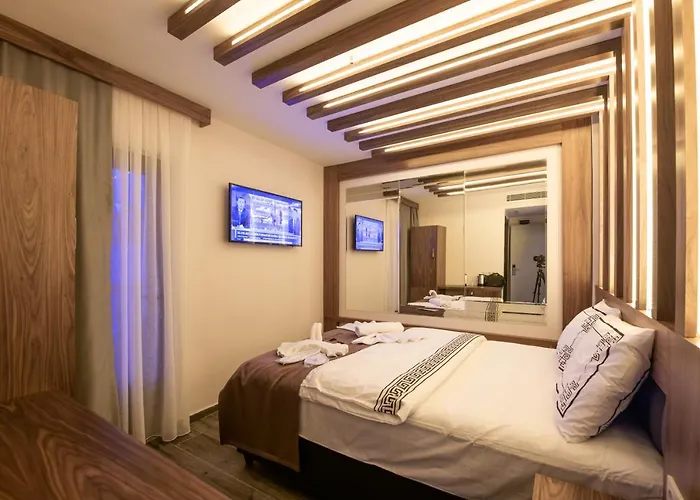 Di Poesia & Free Breakfast Hotel