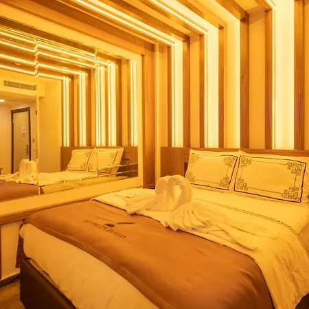 Otel Di Poesıa&free Breakfast